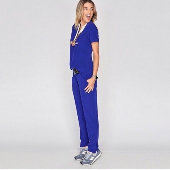 ISO GALAXY BLUE FIGS SCRUBS - Picture 1 of 1